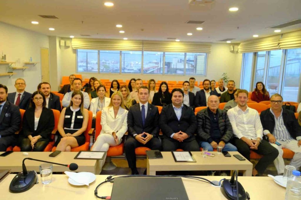 egiaddan tersine beyin gocu cagrisi 8783f7729019 |