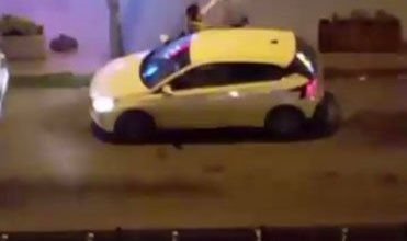esenyurtta bir adam bir kadini darbederek zorla araca bindirdi 2f589c6bf0fe |