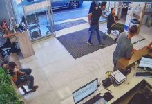 eyupsultanda zehirlenme suphesiyle hastaneye kaldirilan ailenin goruntuleri ortaya cikti 7ba1e2c51054 |