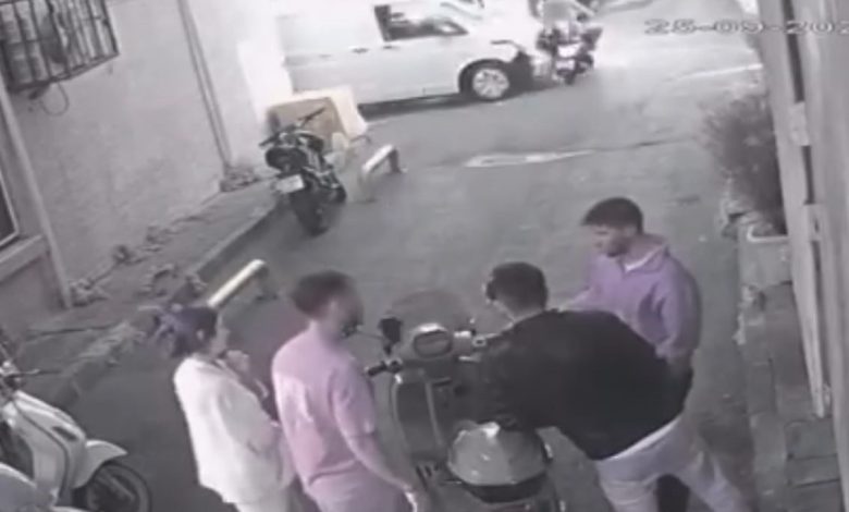 Fatih’te aniden yola çıkan motosikletliye kamyonet çarptı: O anlar kamerada 1 fatihte aniden yola cikan motosikletliye kamyonet carpti o anlar kamerada 87eb8c4d614c |