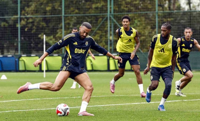 Fenerbahçe, hazırlıklarını sürdürdü 1 fenerbahce hazirliklarini surdurdu 82b37868bd66 |