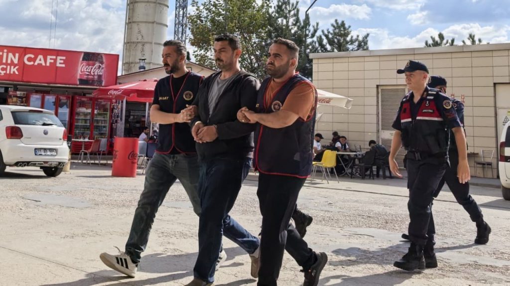 feto firarisi yakalandi b1689c2d89f1 |