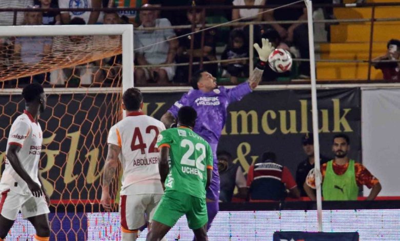 galatasaray ligde deplasmanda kalesini gole kapadi b0f2e5086c5f |