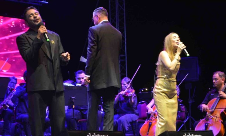 Gömeç’te 4. Zeytin Dalı Kültür Sanat ve Barış Festivali başladı 1 gomecte 4 zeytin dali kultur sanat ve baris festivali basladi f626d12224e1 |