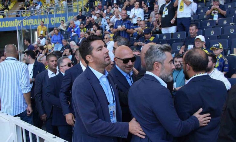 Hakan Bilal Kutlualp, yoğun ilgiyle karşılandı 1 hakan bilal kutlualp yogun ilgiyle karsilandi 701bb9f0e7ec |