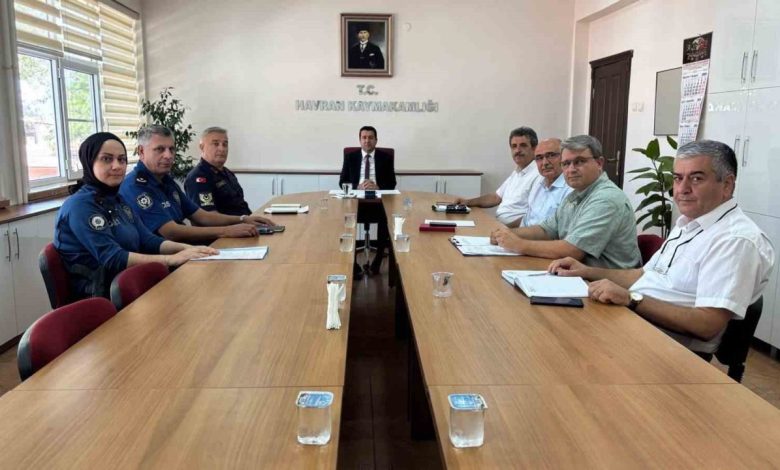 Havran’da çocukların eğitim güvenliği için toplantı yapıldı 1 havranda cocuklarin egitim guvenligi icin toplanti yapildi 5f935af6151b |