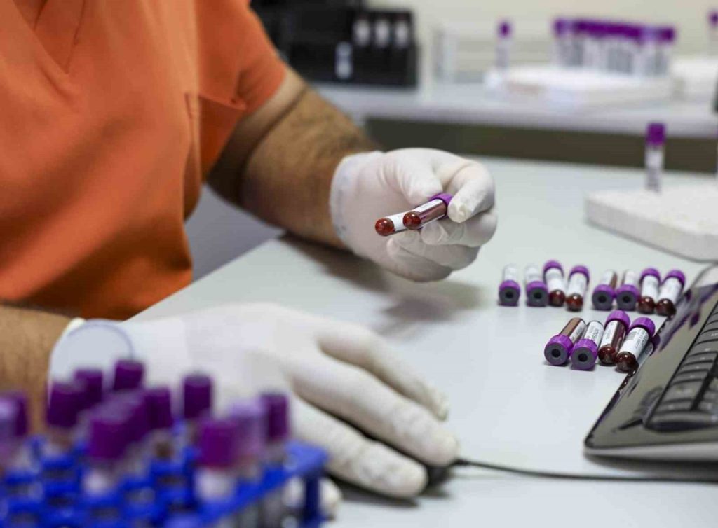 ispanyadan gelen kan anne ve bebegini hayata bagladi cb1240b00e3d |