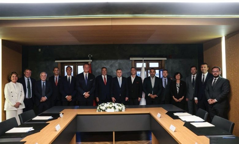 istanbulda avrupa oyunlari ve olimpiyat adayligi toplantisi yapildi bbd937c8dfe8 |