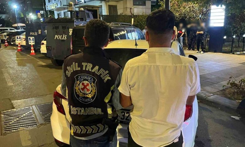 istanbulda tek teker ustunde yolculuk yapan 4 motosikletli kamerada 93 bin 525 bin tl ceza ec793949b5c8 |