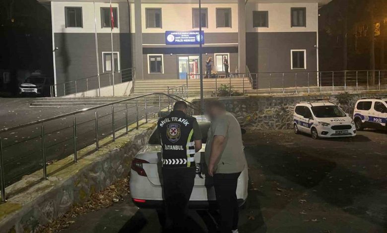 İstanbul’da trafiği birbirine katan 6 maganda kamerada 1 istanbulda trafigi birbirine katan 6 maganda kamerada c5da7b4f439a |