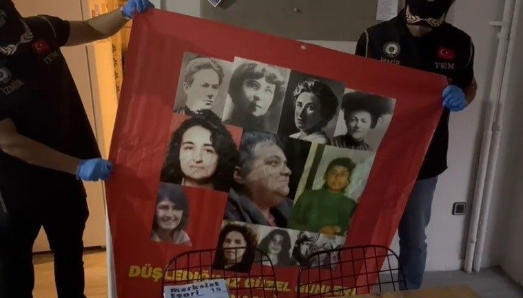 izmir merkezli mlkp operasyonu esp binasina baskin yapildi 485f45b560dd |