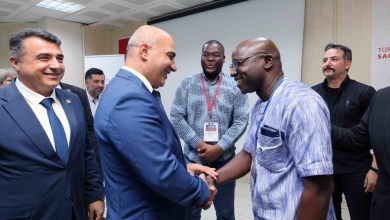 izmirde burkina fasolu saglikcilar sertifikalarini aldi e3d419ceb6eb |