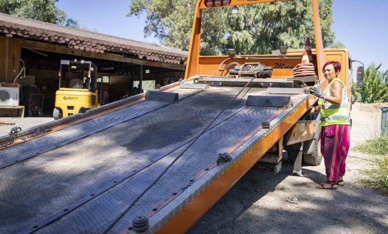 izmirde kadin cekici operatoru tabulari yikti aeb0f3cb9334 |