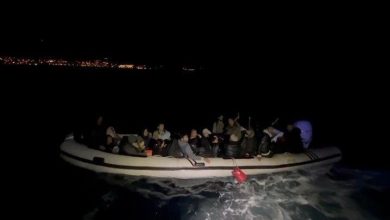 izmirde suruklenen lastik bottaki 33 duzensiz gocmen kurtarildi a50a52488d2b |