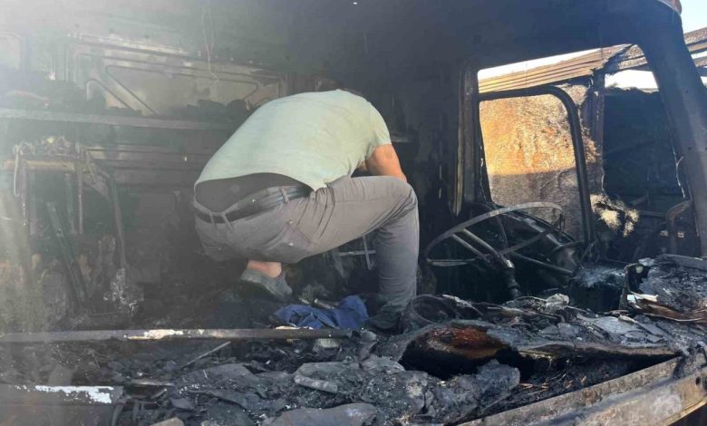 İzmir’de tır garajında yangın çıktı 1 izmirde tir garajinda yangin cikti 1a9ee11d8360 |