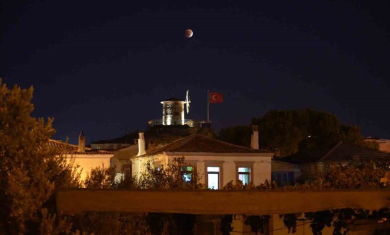 kanli ay ayvaliktan goruntulendi abe8b8f2b126 |