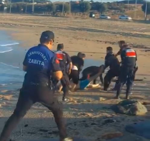 karaburun sahilinde deniz faciasi isvecli kadin kurtarildi nisanlisi hayatini kaybetti 7270ca860b51 |