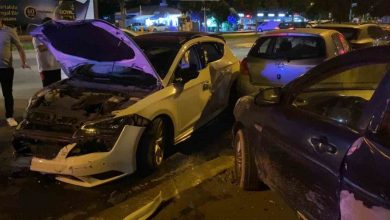 kartalda kontrolden cikan otomobil park halindeki araclara carpti 2 yarali 309db5d498d2 |