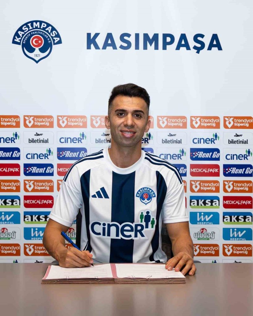 kasimpasa emre tasdemiri renklerine bagladi 4a89f73fa1f0 |