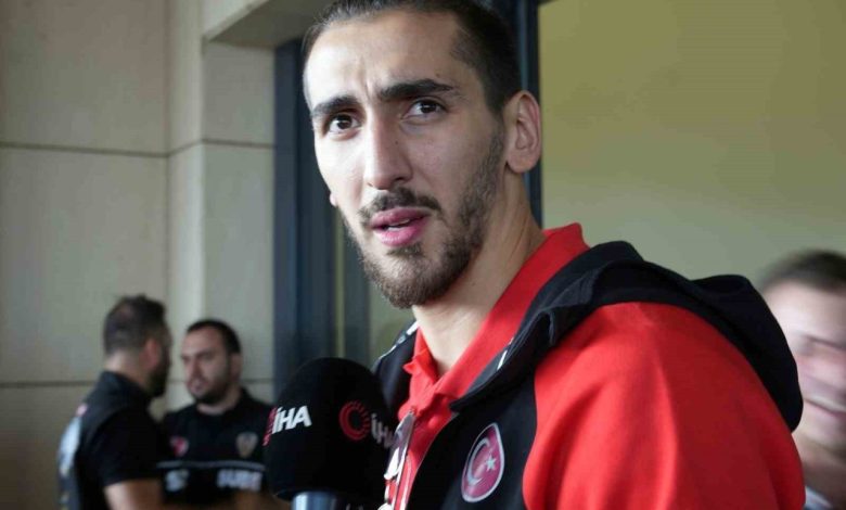 Kenan Sipahi, Avrupa ikinciliğinden gurur duyuyor 1 kenan sipahi avrupa ikinciliginden gurur duyuyor 999e2a004647 |