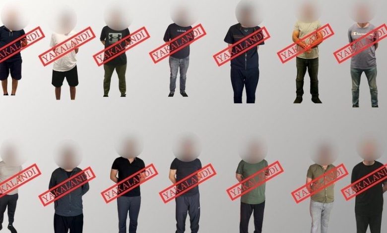 Kırmızı bültenle aranan 12 suçlu Türkiye’ye getirildi 1 kirmizi bultenle aranan 12 suclu turkiyeye getirildi 16936956701b |