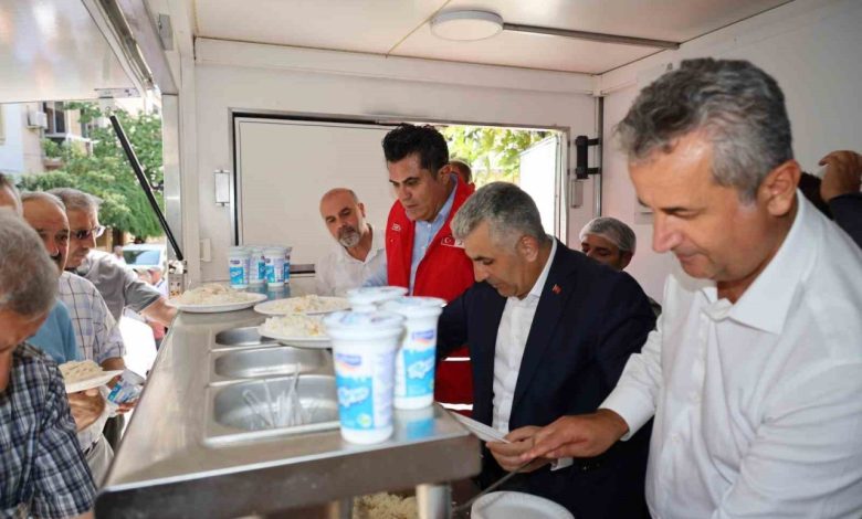 Kızılay’dan şehit polisler adına anlamlı program 1 kizilaydan sehit polisler adina anlamli program adef2bb7b133 |