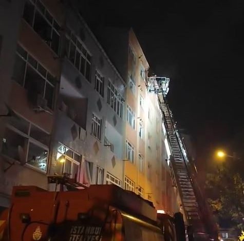 kucukcekmecede yangin panigi d7cc1d4f3f79 |