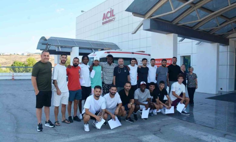 kuzey kibrista sezon oncesinde futbolcular saglik kontrolunde 95b3ab3064c7 |