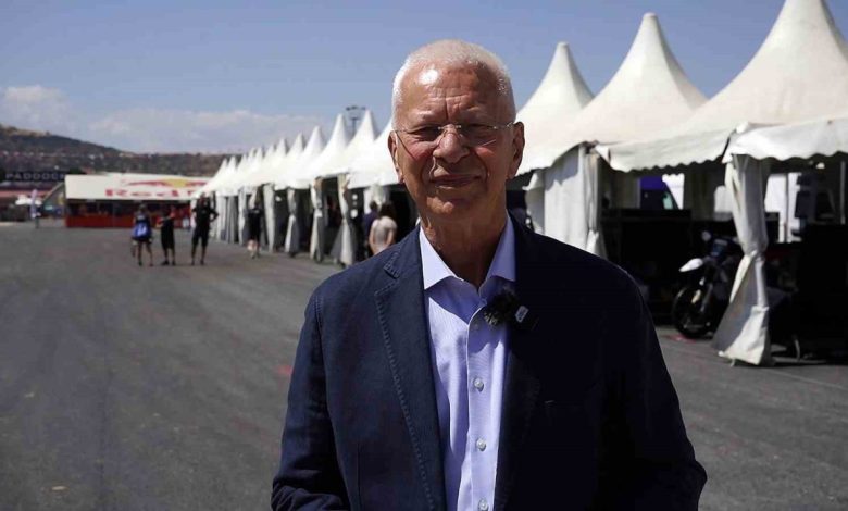 Mehmet Sadık Vefa: "Afyon, FIM tarafından dünyanın en iyi motokros pisti olarak gösteriliyor" 1 mehmet sadik vefa afyon fim tarafindan dunyanin en iyi motokros pisti olarak gosteriliyor 070c4fa2870e |