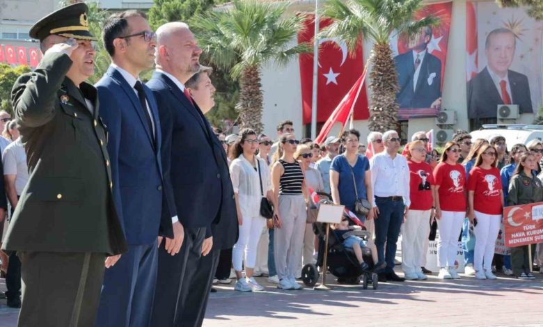 Menemen’in kurtuluşunun 103. yıl dönümünü törenle kutlandı 1 menemenin kurtulusunun 103 yil donumunu torenle kutlandi ac0f7d6f9c31 |