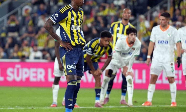 Talisca, ligde 2. kez penaltı kaçırdı 1 talisca ligde 2 kez penalti kacirdi 2b5428d7decf |