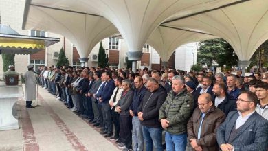 tankere carpan otomobilde hayatini kaybeden sahis son yolcuguna ugurlandi d462d8764bd5 |