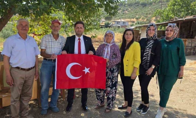 tire ak partiden sehit ailesine anlamli ziyaret b86b71c846e8 |