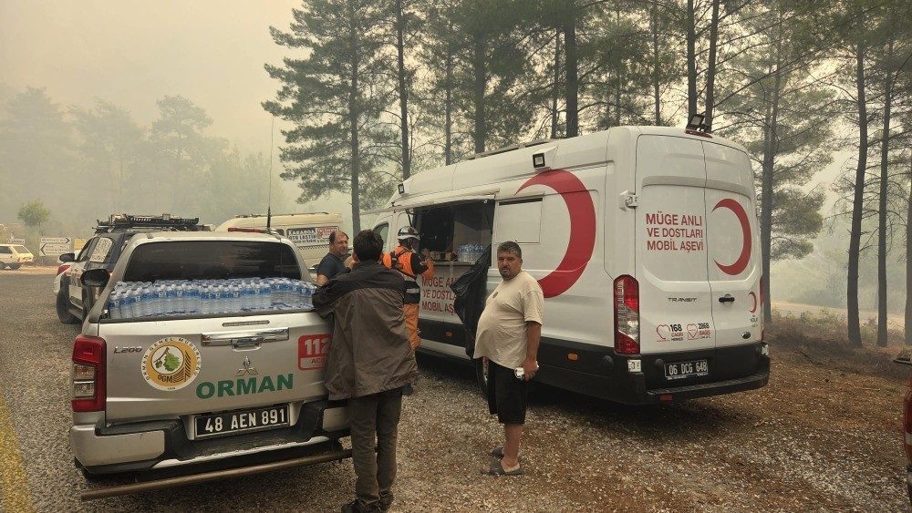 turk kizilaydan mugla ve antalyadaki orman yanginlarina mudahale calismalarina destek e9c9ea12061a |