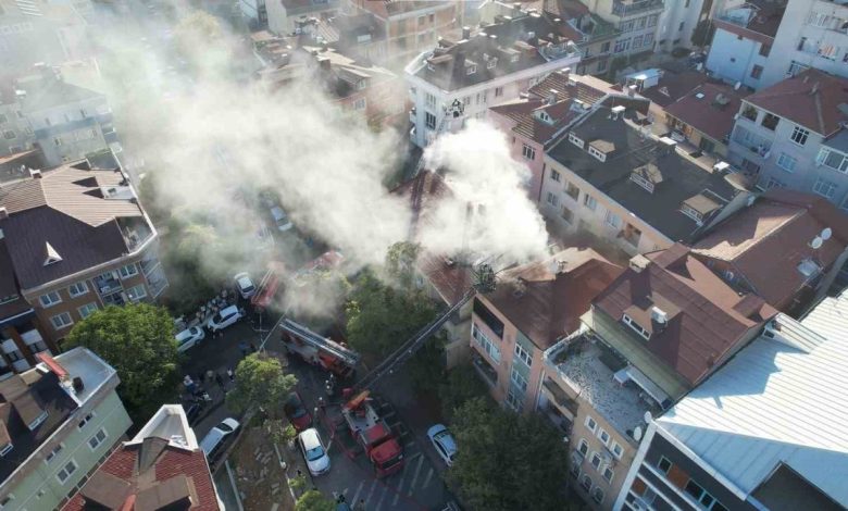 Üsküdar’da çatı yangını yan binaya sıçradı 1 uskudarda cati yangini yan binaya sicradi 63abca5db724 |