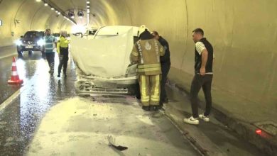 uskudarda tunel icinde zincirleme kaza 1 arac yandi 8c4fcd93da61 |