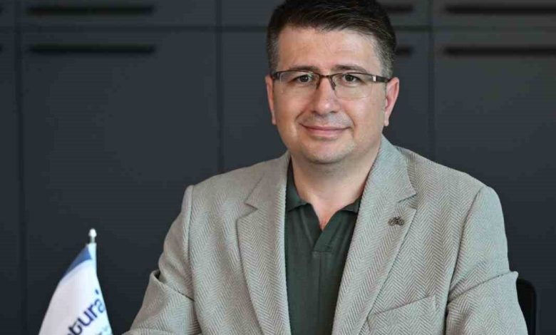 Uzmanından Amerika pazarı açıklaması: "Yerelleşen kazanacak" 1 uzmanindan amerika pazari aciklamasi yerellesen kazanacak e08dd5d1fb89 |