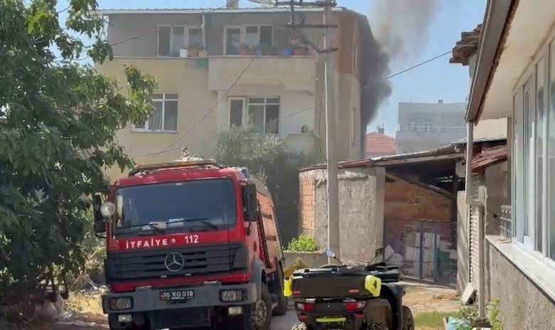 yanginda balkonda mahsur kalan yasli kadin kurtarildi b6b373a239a5 |