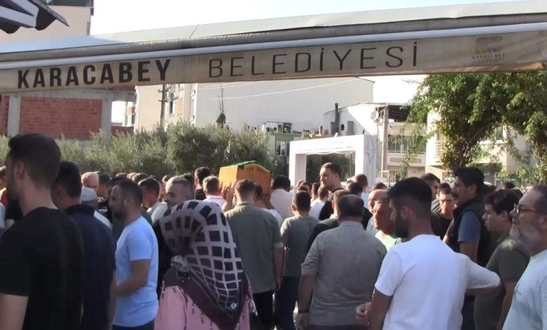 yanginda hayatini kaybeden 3 kisi gozyaslari arasinda topraga verildi 66d509938201 |