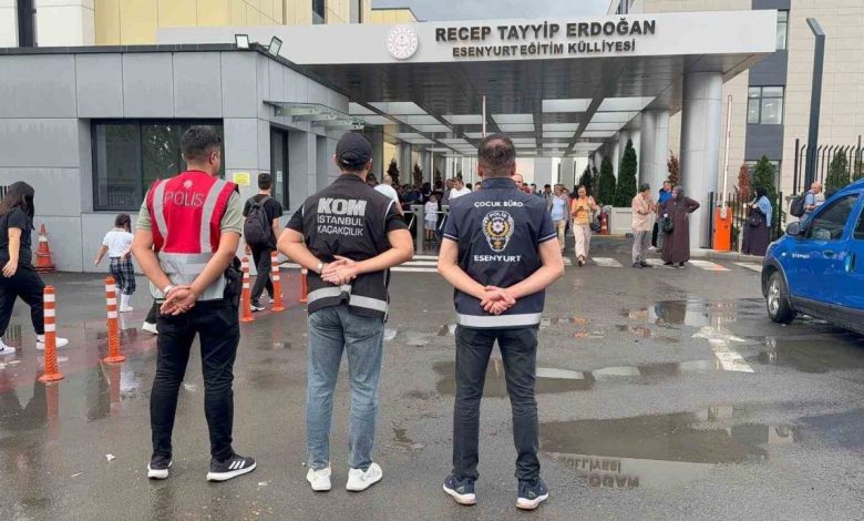 yeni egitim ogretim yilinda polis ekipleri goz actirmadi a855cb95830c |
