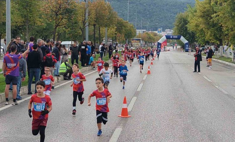 12 eker i run bursada buyuk bir spor solenine donustu 34736322db2f |