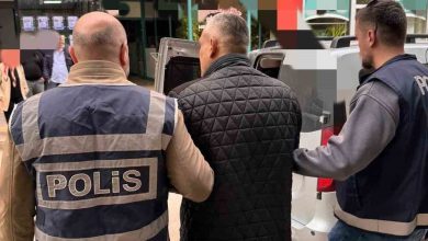 16 yıl hapis cezası bulunan zanlı, saklandığı yerde yakalandı 2 16 yil hapis cezasi bulunan zanli saklandigi yerde yakalandi 9131196e37a8 |