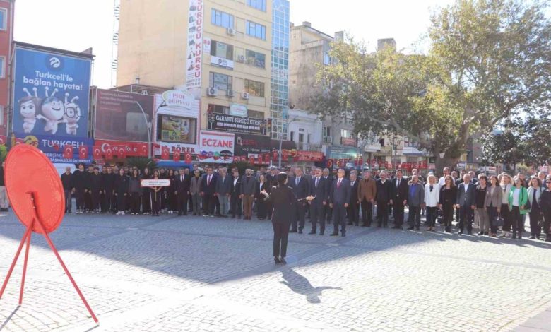 19 Ekim Muhtarlar Günü Edremit’te coşkuyla kutlandı 1 19 ekim muhtarlar gunu edremitte coskuyla kutlandi 6445d4e23601 |