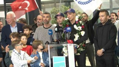 2025 Dünya Superbike şampiyonu Toprak Razgatlıoğlu, yurda döndü 4 2025 dunya superbike sampiyonu toprak razgatlioglu yurda dondu 853325ff8638 |