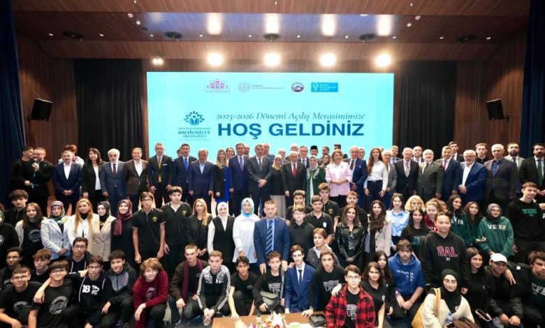 Bakan Tekin: "İmam hatip okullarını uluslararası bir marka haline getirelim" 1 AW565743 03 |