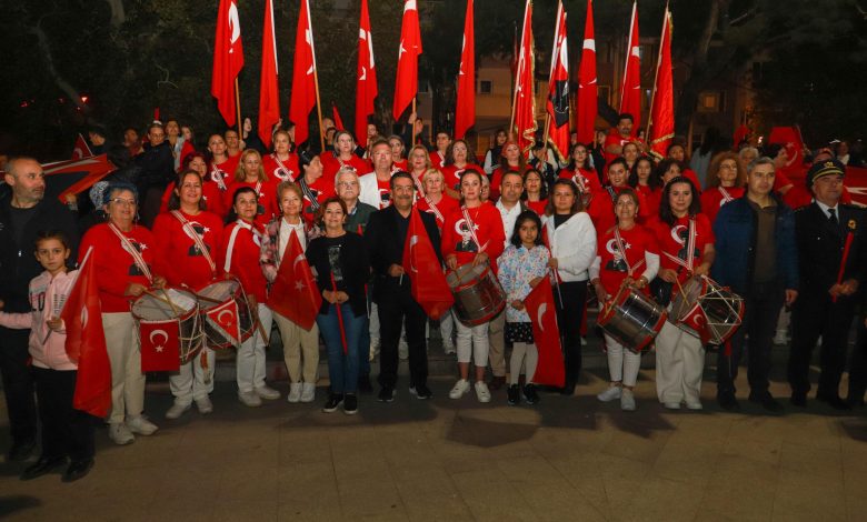 Burhaniye'de Cumhuriyetin 102 yılı Fener Alayı ile kutlandı 1 IMG 20251029 WA0262 |