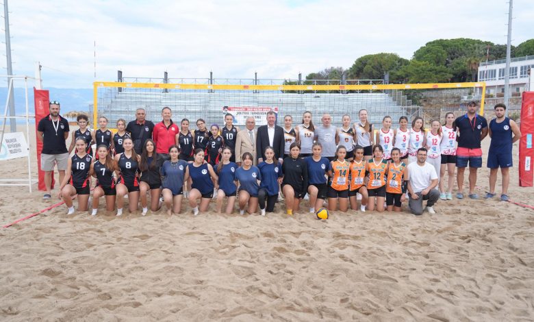 Burhaniye’de Geleneksel Ören Atatürk Kupası Plaj Voleybolu Turnuvası başladı 1 WhatsApp Gorsel 2025 10 11 saat 15.49.08 7407cef5 |