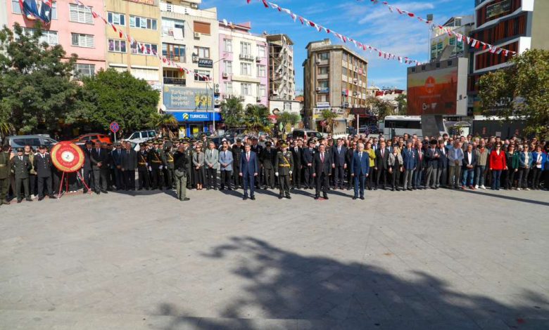 Burhaniye’de 29 Ekim Cumhuriyet Bayramı çelenk töreni yapıldı 1 WhatsApp Gorsel 2025 10 28 saat 17.44.04 42d47bb4 |