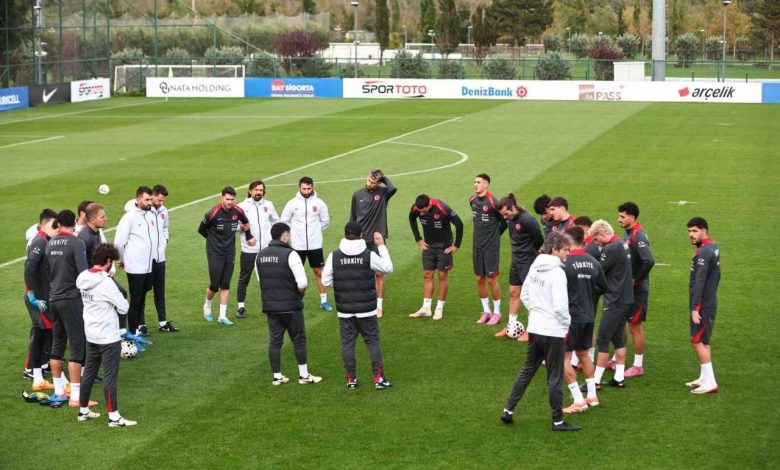 a milli futbol takimi gurcistan macinin hazirliklarina basladi 62b5b63850c0 |