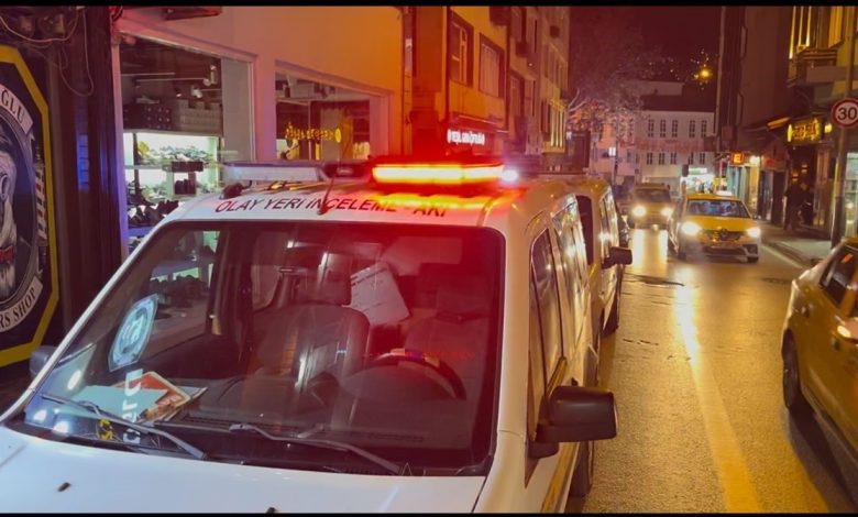 Alkollü olduğu için mekana alınmadı.. Ateş açtı 3 kişiyi vurdu 1 alkollu oldugu icin mekana alinmadi ates acti 3 kisiyi vurdu b015277f7d6e |
